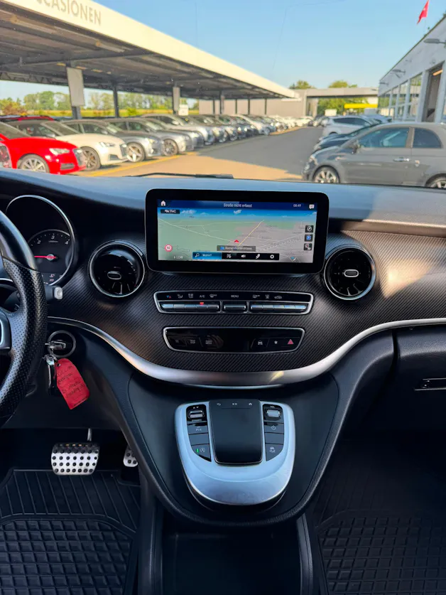 MERCEDES-BENZ V 300 d lang Avantgarde 4Matic 9G-Tronic