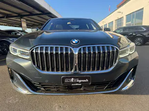 BMW 750i xDrive Steptronic