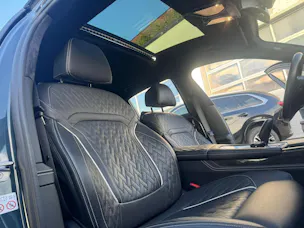 BMW 750i xDrive Steptronic