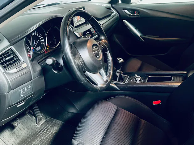 MAZDA 6 Sportwagon 2.2 D 16V Ambition
