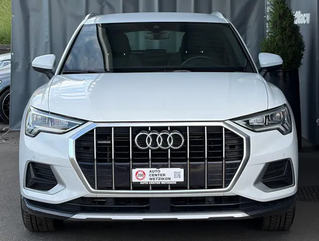 AUDI Q3 40 TFSI S line quattro S-tronic