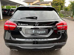 MERCEDES-BENZ GLA 200 Night Star