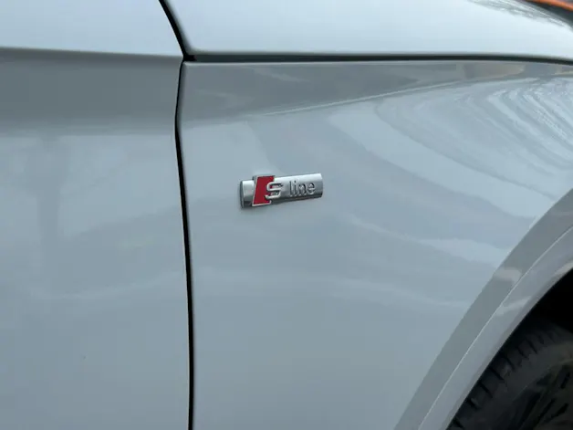 AUDI Q5 40 TDi S line quattro