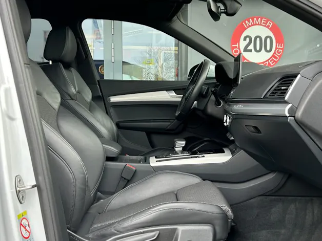 AUDI Q5 40 TDi S line quattro