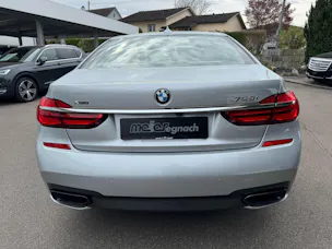 BMW 750i xDrive Steptronic