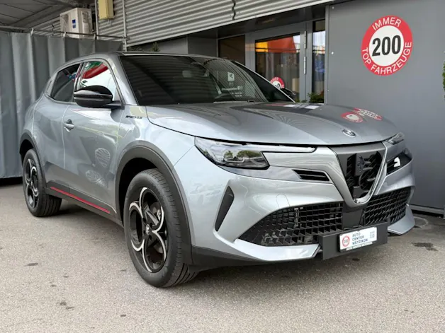 ALFA ROMEO Junior 1.2 48V Hybrid Speciale