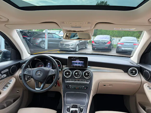 MERCEDES-BENZ GLC 250 Exclusive 4Matic 9G-Tronic