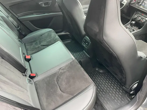 SEAT Leon 2.0 TSI Cupra R DSG