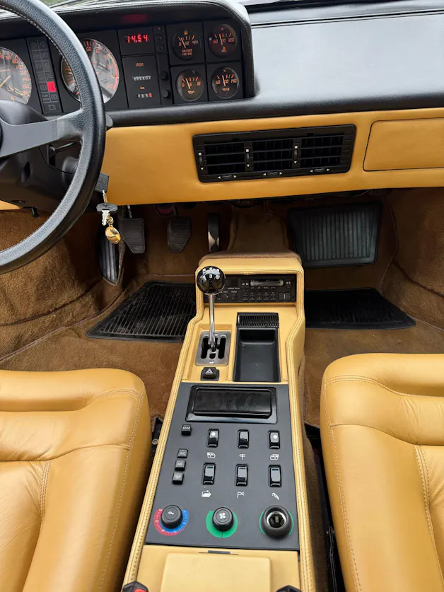 FERRARI Mondial 3.2