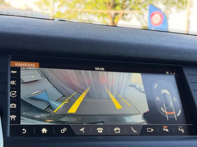 Land Rover Discovery Sport 2.0 TD4 HSE