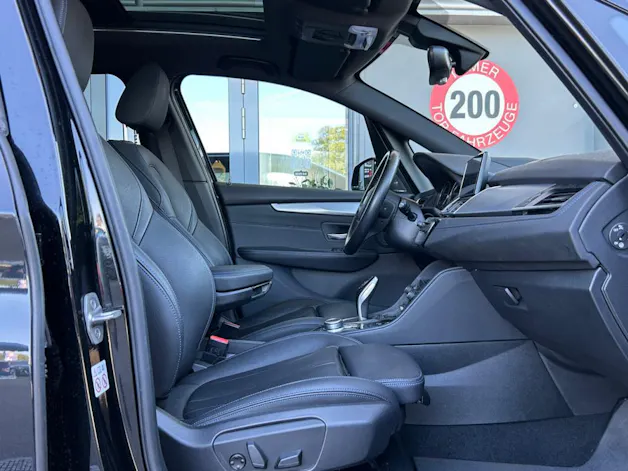 BMW 220d xDrive Active Tourer Steptronic M Sport