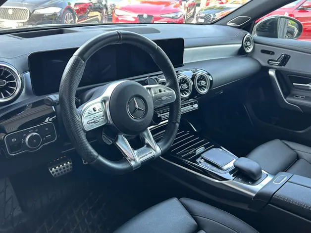 MERCEDES-BENZ A 35 AMG 4Matic Speedshift