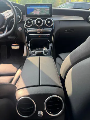MERCEDES-BENZ C 200 Swiss Star AMG Line 4M 9G-Tronic