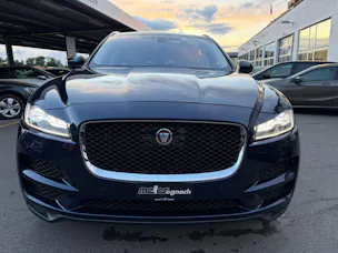 Jaguar F-Pace 30t 2.0 Portfolio AWD Automatik