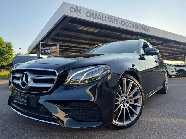 MERCEDES-BENZ E 350 d AMG Line 9G-Tronic