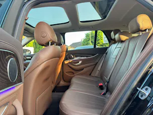 MERCEDES-BENZ E 350 d AMG Line 9G-Tronic