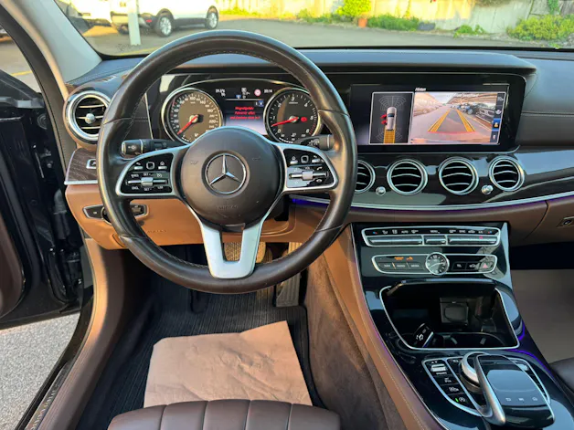 MERCEDES-BENZ E 350 d AMG Line 9G-Tronic