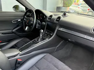 PORSCHE 718 Cayman 2.0