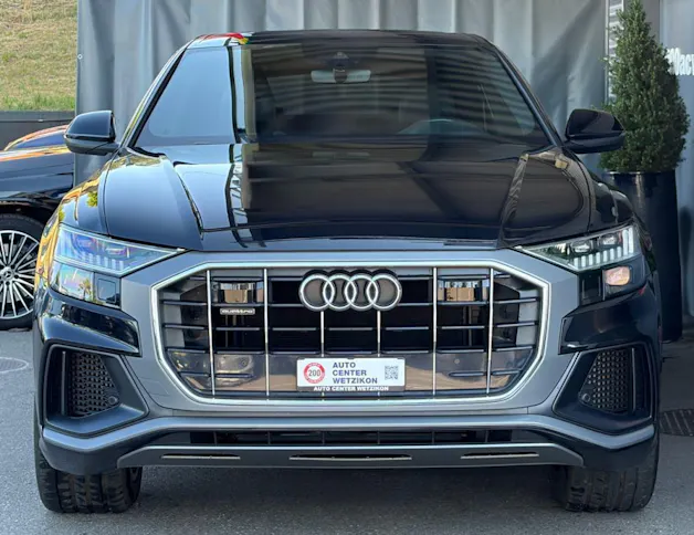 AUDI Q8 55 TFSi quattro S line