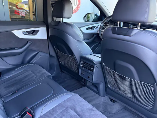 AUDI Q8 55 TFSi quattro S line