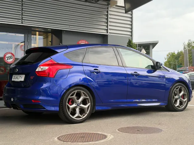 FORD Focus 2.0 SCTi ST-2
