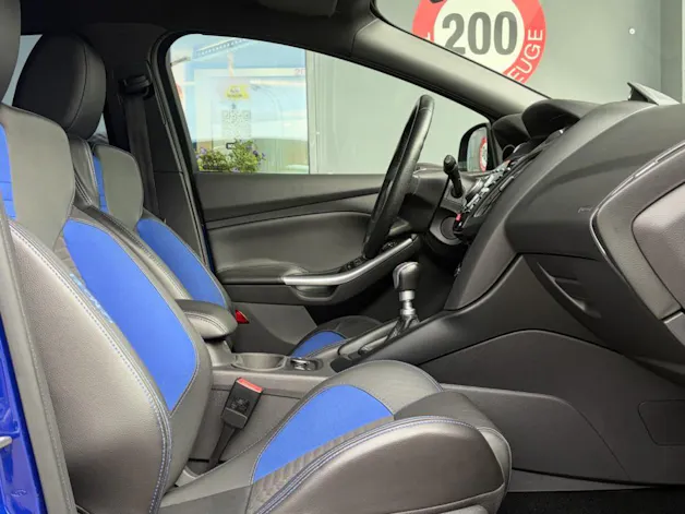 FORD Focus 2.0 SCTi ST-2