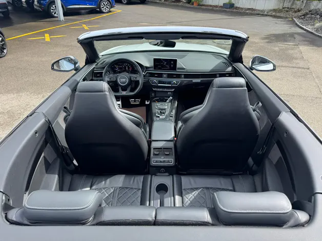 AUDI S5 Cabriolet 3.0 TFSI quattro tiptronic
