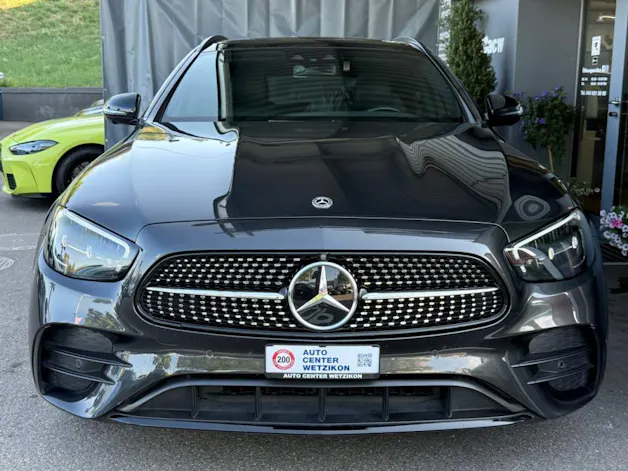 MERCEDES-BENZ E 300 de T 4Matic AMG Line 9G-Tronic