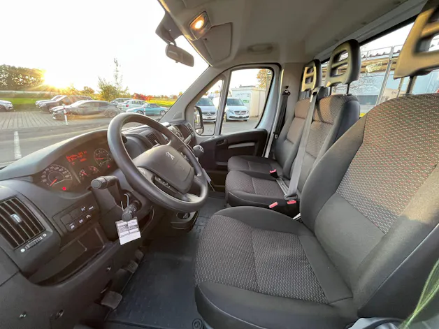 PEUGEOT Boxer 2.2 HDI 335 Pro L3