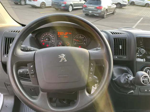 PEUGEOT Boxer 2.2 HDI 335 Pro L3