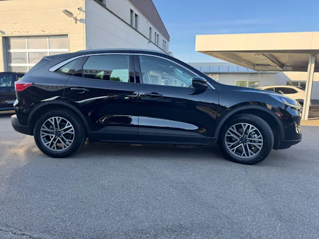 FORD Kuga 2.5 PHEV Titanium 2WD
