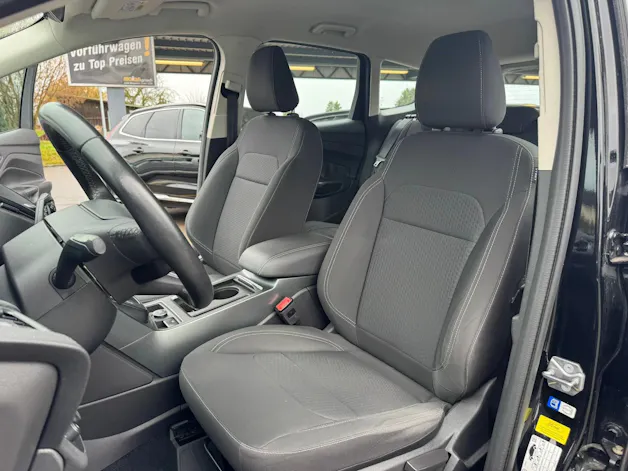 FORD Kuga 2.0 TDCi Business 2WD