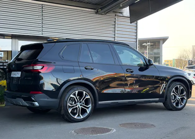 BMW X5 xDrive 48V 30d M Sport Steptronic