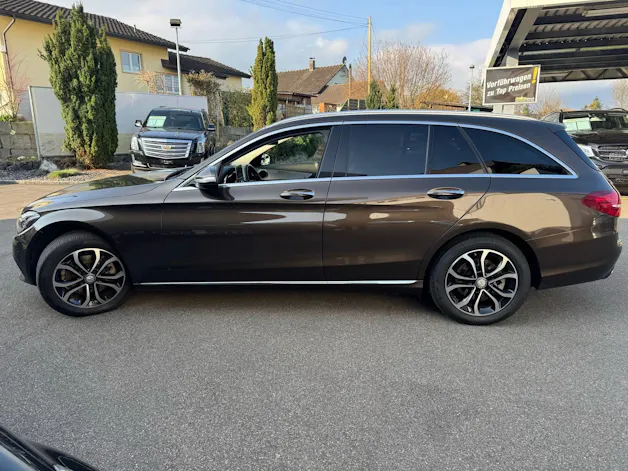 MERCEDES-BENZ C 220 BlueTEC Swiss Star Avantgarde 7G-Tronic