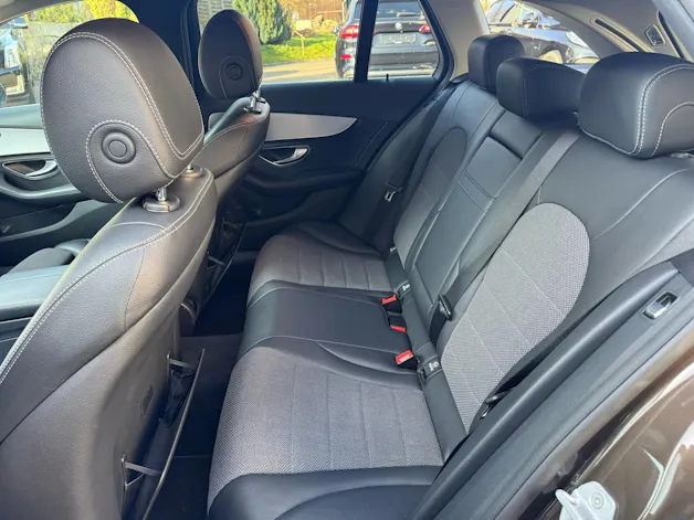 MERCEDES-BENZ C 220 BlueTEC Swiss Star Avantgarde 7G-Tronic