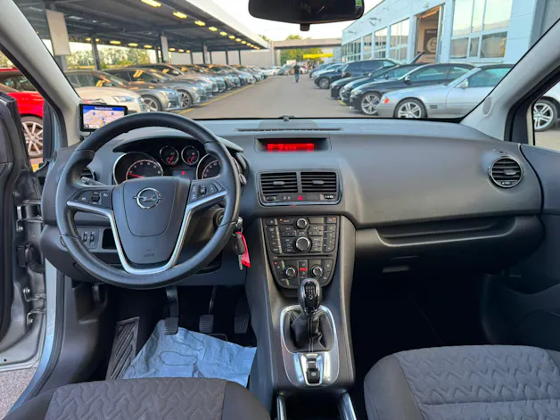 OPEL Meriva 1.4 Turbo Active Edition