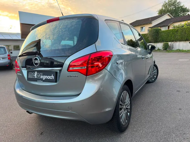 OPEL Meriva 1.4 Turbo Active Edition