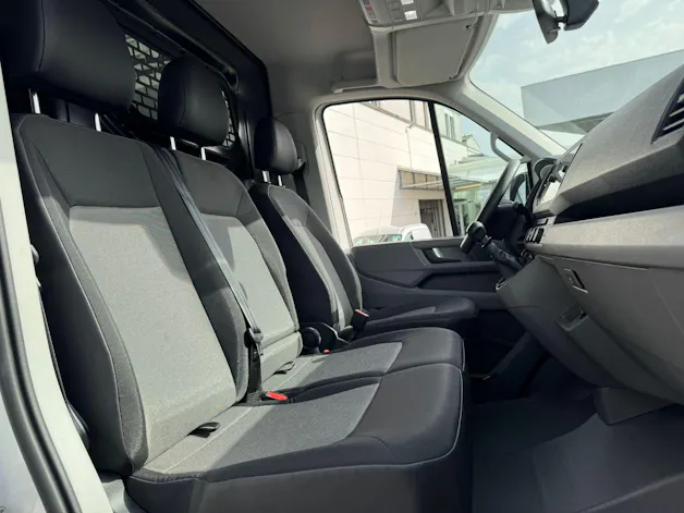 VW Crafter 35 2.0 TDI L3 4Motion