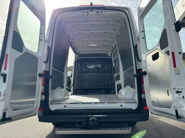 VW Crafter 35 2.0 TDI L3 4Motion