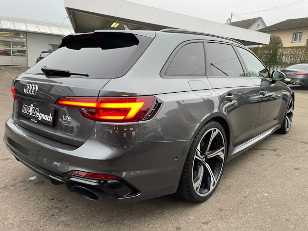 AUDI RS4 Avant 2.9 TFSI quattro tiptronic