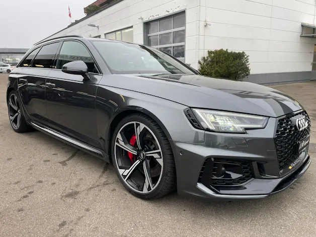 AUDI RS4 Avant 2.9 TFSI quattro tiptronic