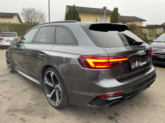 AUDI RS4 Avant 2.9 TFSI quattro tiptronic