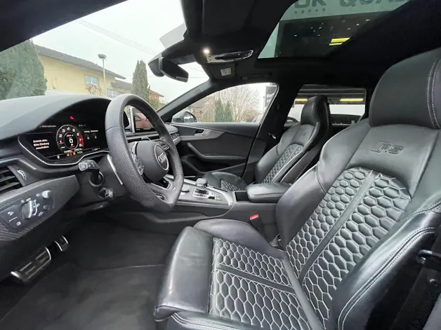 AUDI RS4 Avant 2.9 TFSI quattro tiptronic