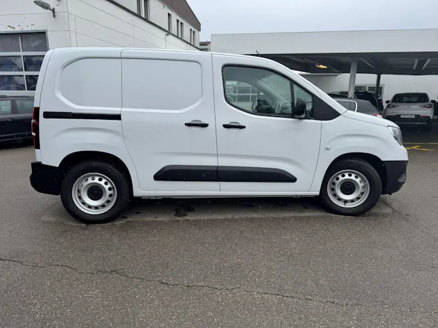 OPEL Combo-e Cargo 2.4T Enjoy