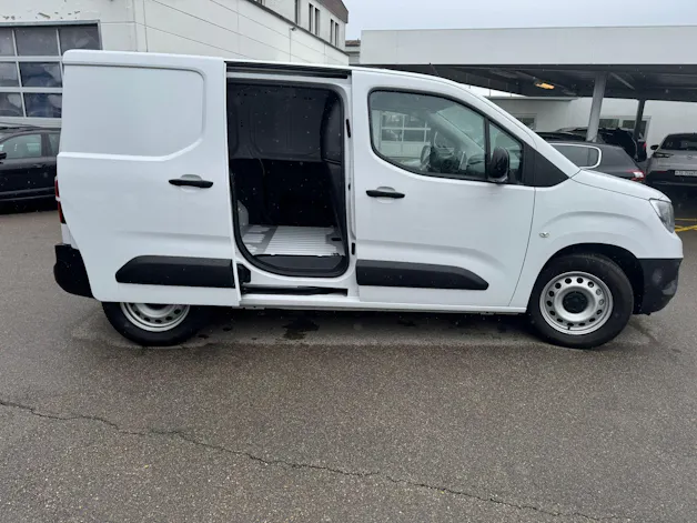 OPEL Combo-e Cargo 2.4T Enjoy