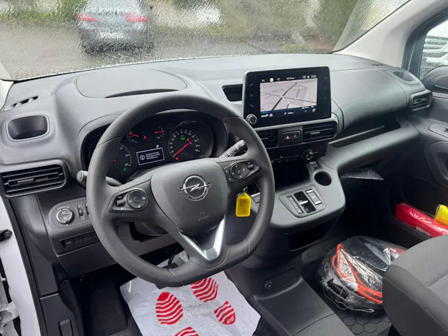 OPEL Combo-e Cargo 2.4T Enjoy