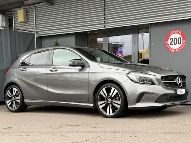 MERCEDES-BENZ A 180 Urban 7G-DCT