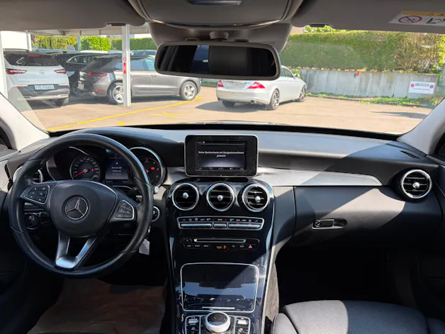 MERCEDES-BENZ C 220 d Swiss Star Avantgarde 4Matic 9G-Tronic
