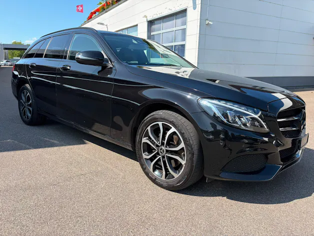 MERCEDES-BENZ C 220 d Swiss Star Avantgarde 4Matic 9G-Tronic