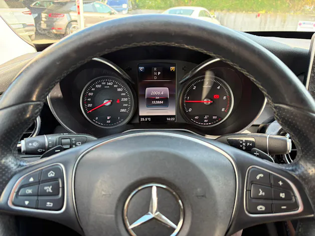 MERCEDES-BENZ C 220 d Swiss Star Avantgarde 4Matic 9G-Tronic